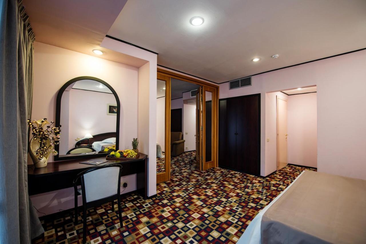 Hotel Mara Sinaia Exterior photo